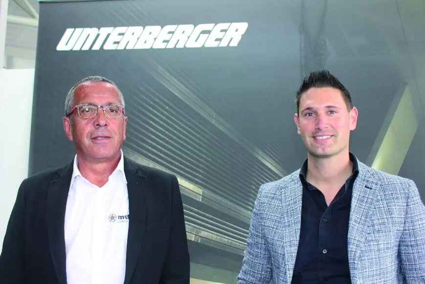 Zu sehen sind die Interviewpartner: Herr Kurt Ziegler von der <b data-src-img=