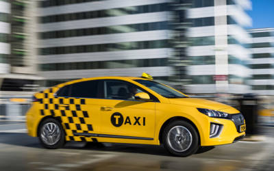 Hyundai startet mit E-Taxi in den Niederlanden – das Garantiepaket erhalten Sie von uns!